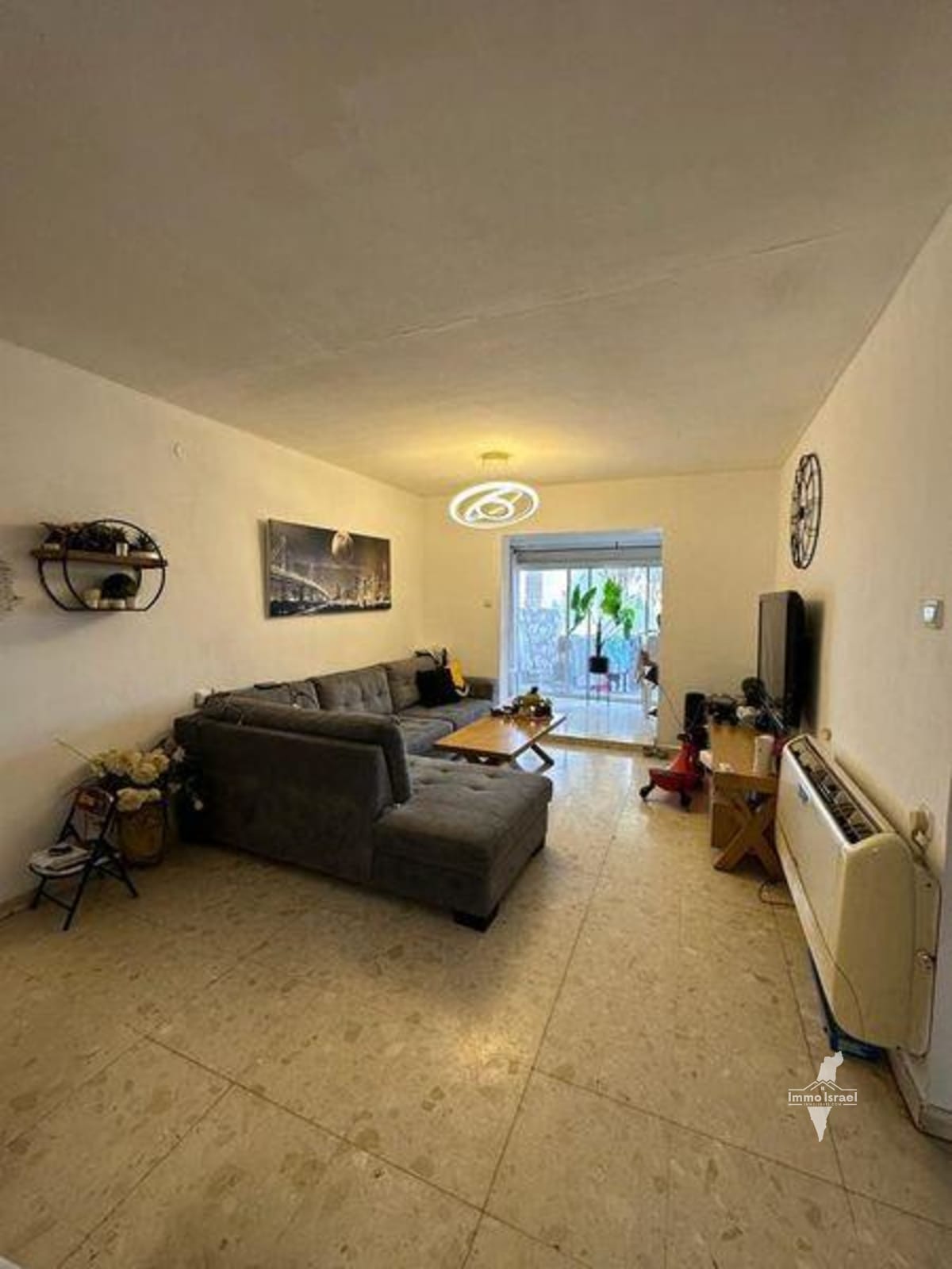 Продается 4-комнатная квартира в квартале Гило (E), Иерусалим