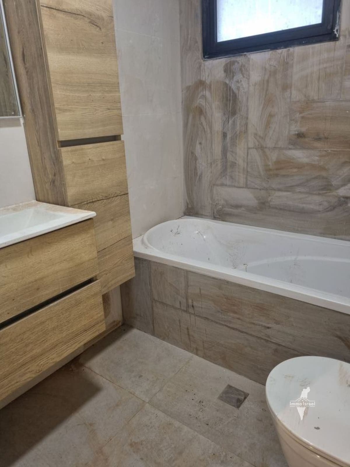 For Sale: 3.5-Room Apartment in Armon Hanatziv-Talpiot Mizrah, Jerusalem