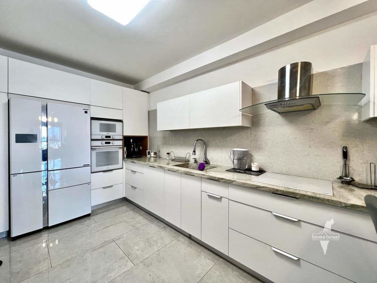 À vendre : Appartement de 4 pièces rue Etsel, Netanya