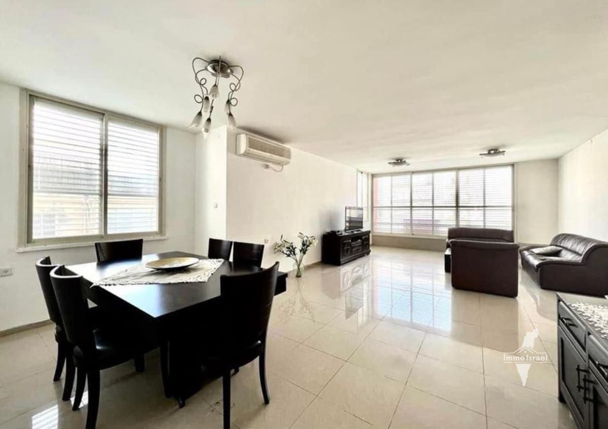 For Sale: 4-Room Apartment in the Southern City Center, Netanya