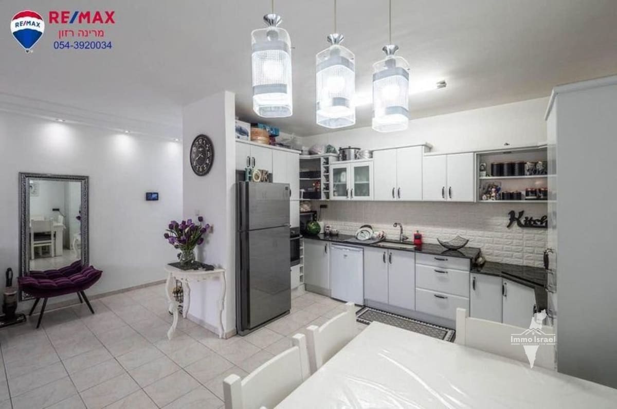 À vendre : Appartement de 5 pièces au centre de Nahariya