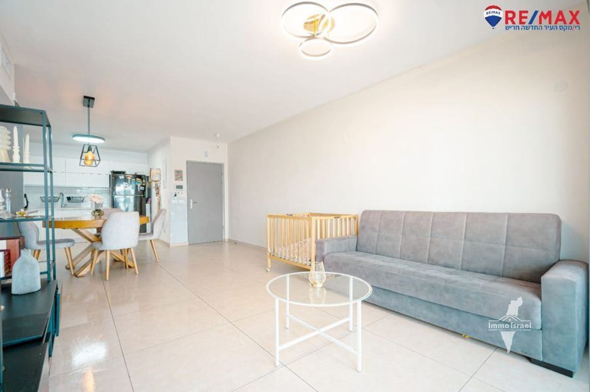 À vendre : Appartement de 4 pièces rue Narkis, Harish