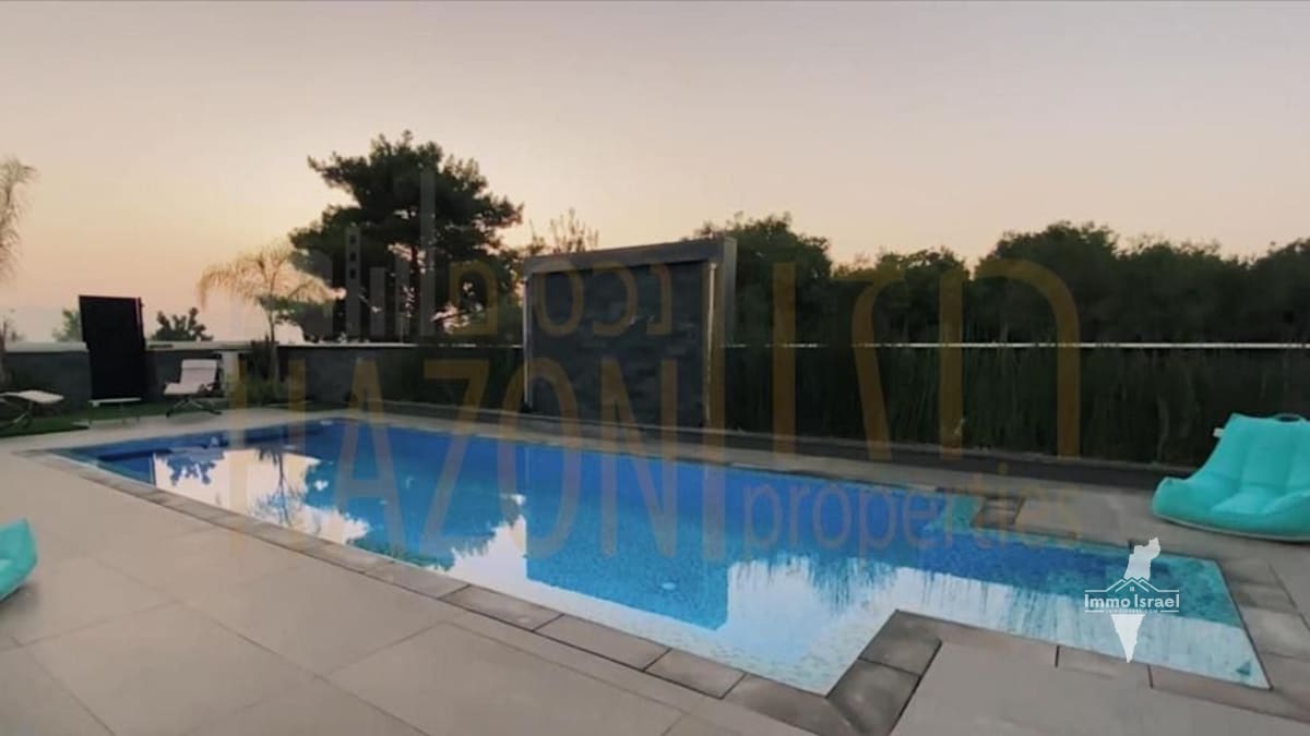 Villa 5.5 for Sale in Kfar Vradim