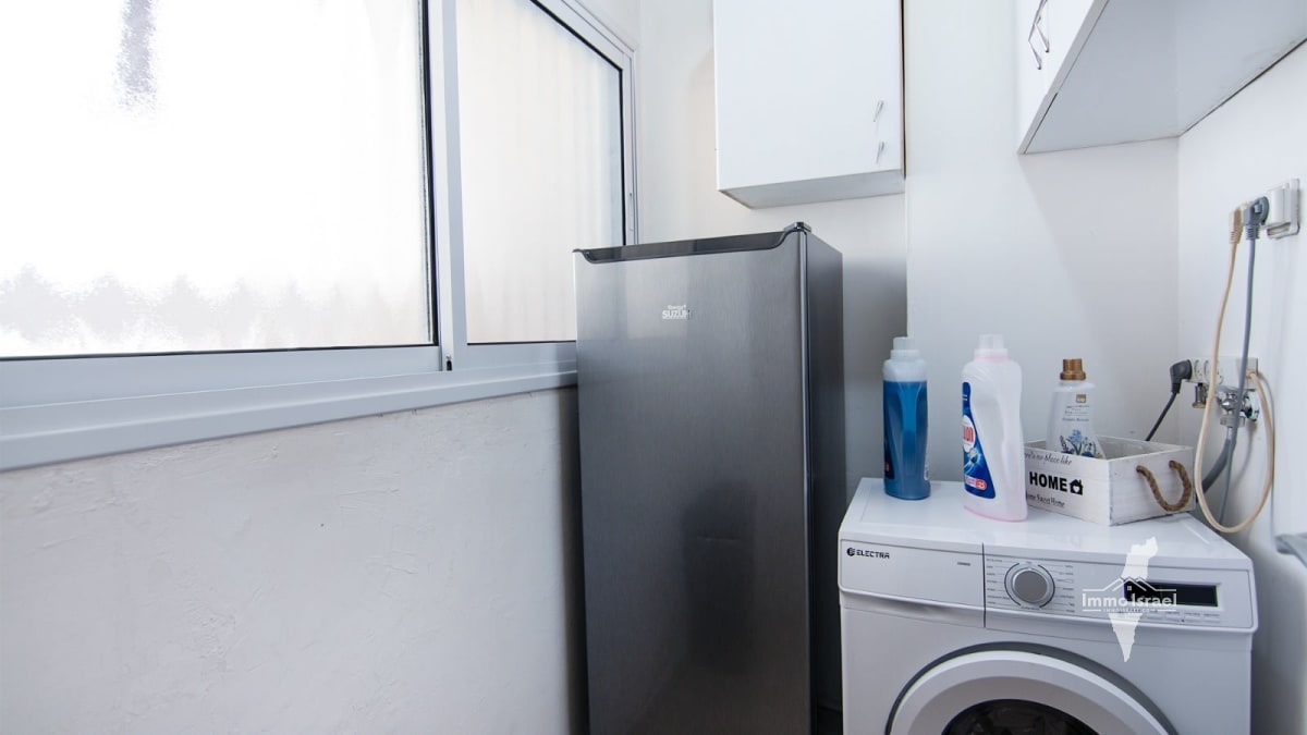 Продается квартира с 3 комнатами в Неве Зеев, Беэр Шева