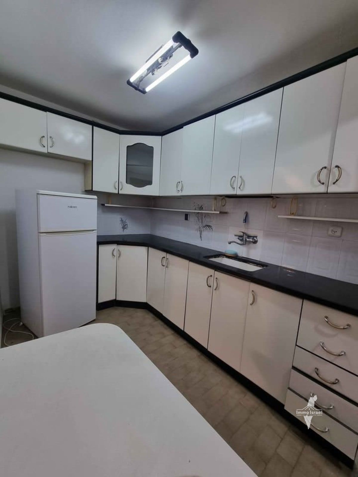 להשכרה דירת 3 חדרים ברחוב התלמוד, באר שבע