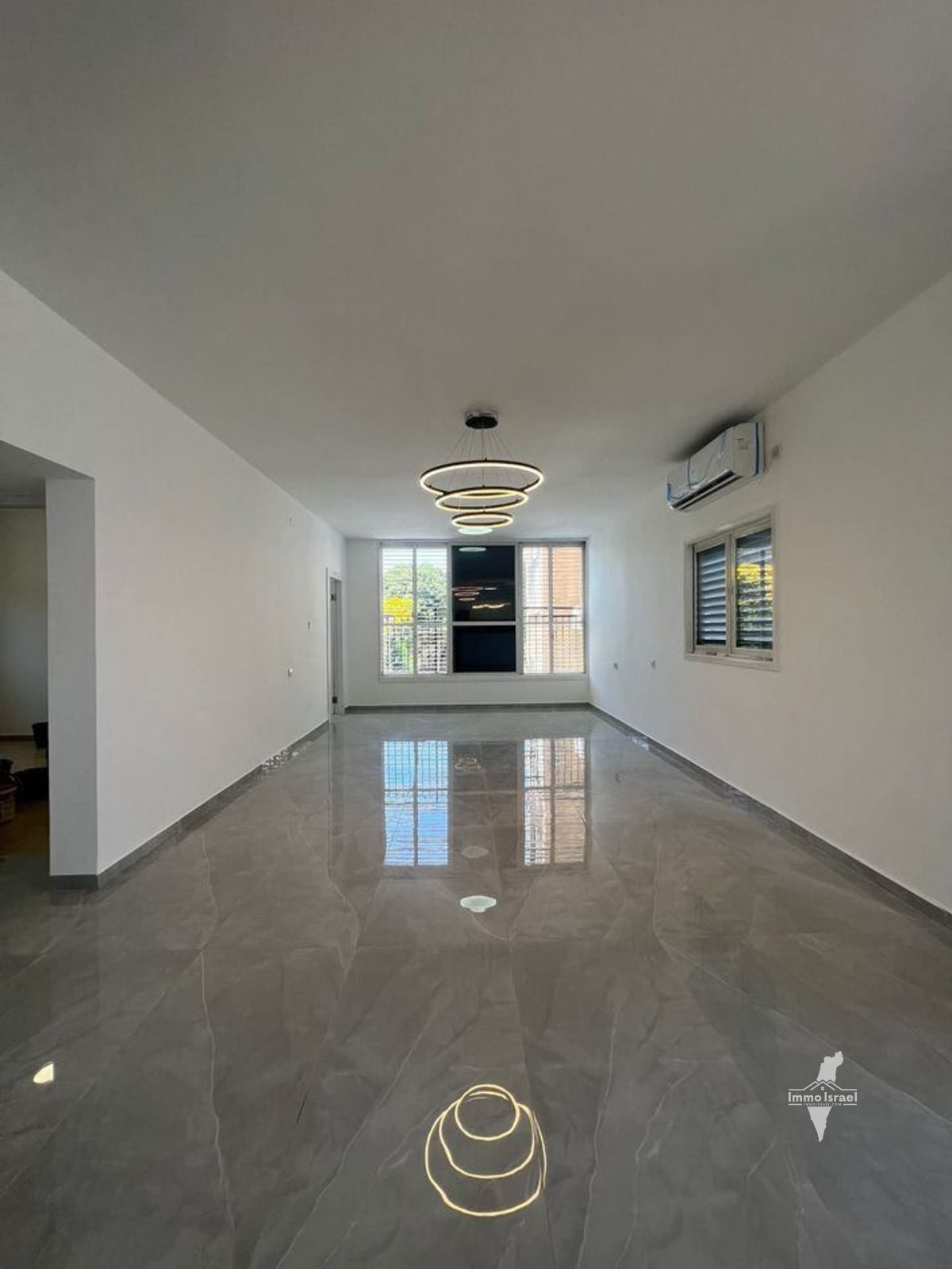 4.5-Room Apartment for Sale in Rothschild, Petah Tikva