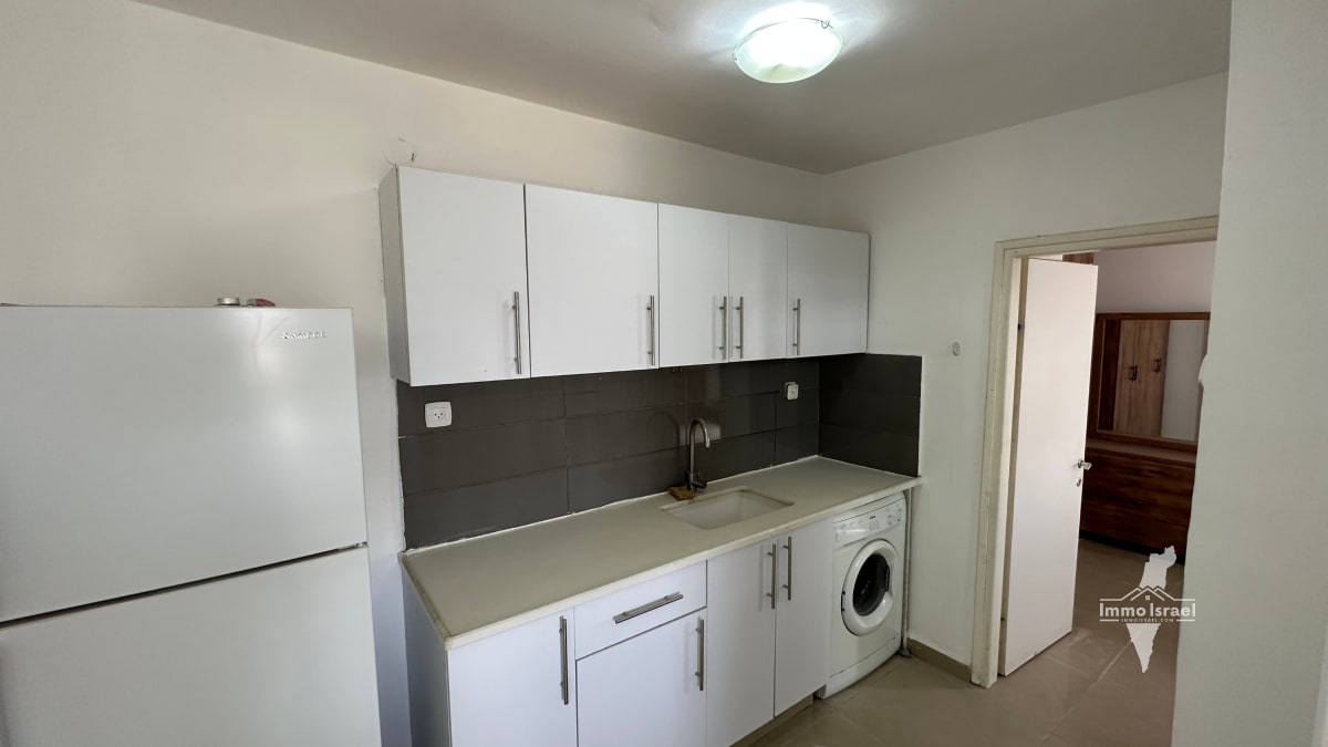 4-Room Investment Apartment for Sale on Benjamin Minz Street, Be'er Sheva