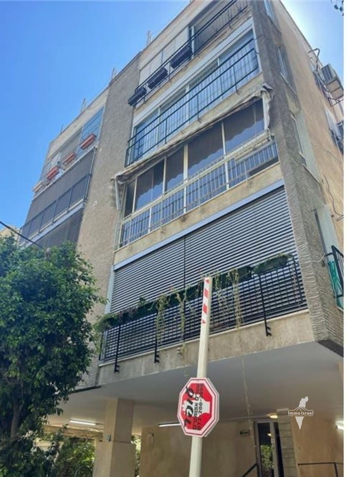 5-Room Apartment for Rent on Bilu Street, Tel Aviv