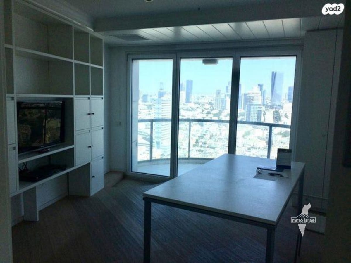 פנטהאוז במיקום מבוקש ברחוב הירקון, תל אביב