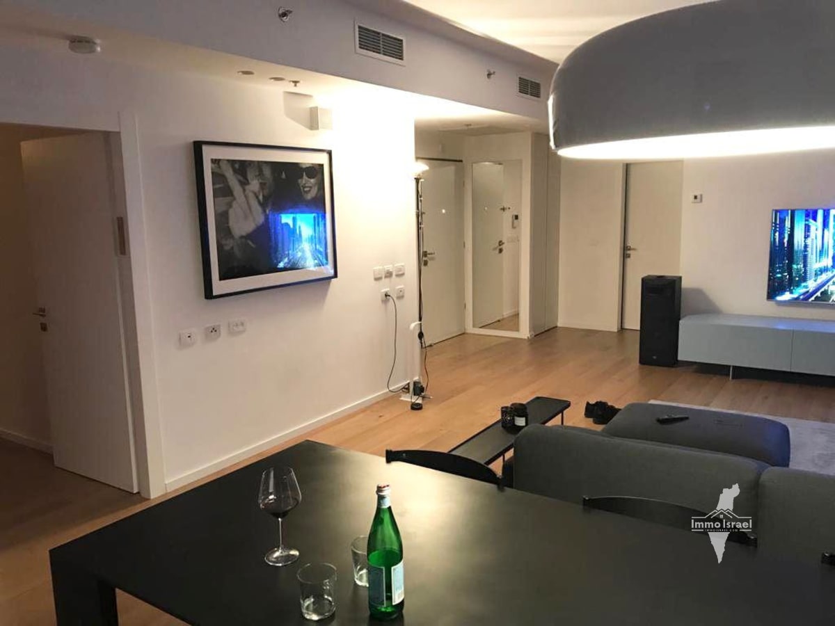 Amazing 3-Room Apartment Prime Location Tel Aviv-Yafo