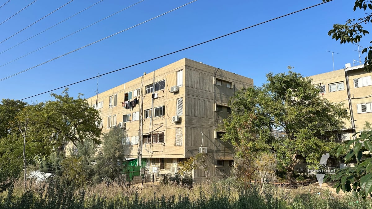 3-Room Apartment for Sale in Front of the Grand Kanyon Mall (Pinuy Binuy), Be'er Sheva