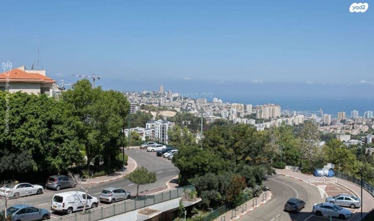 5-Room Apartment for Sale on Khalamish Street, Haifa