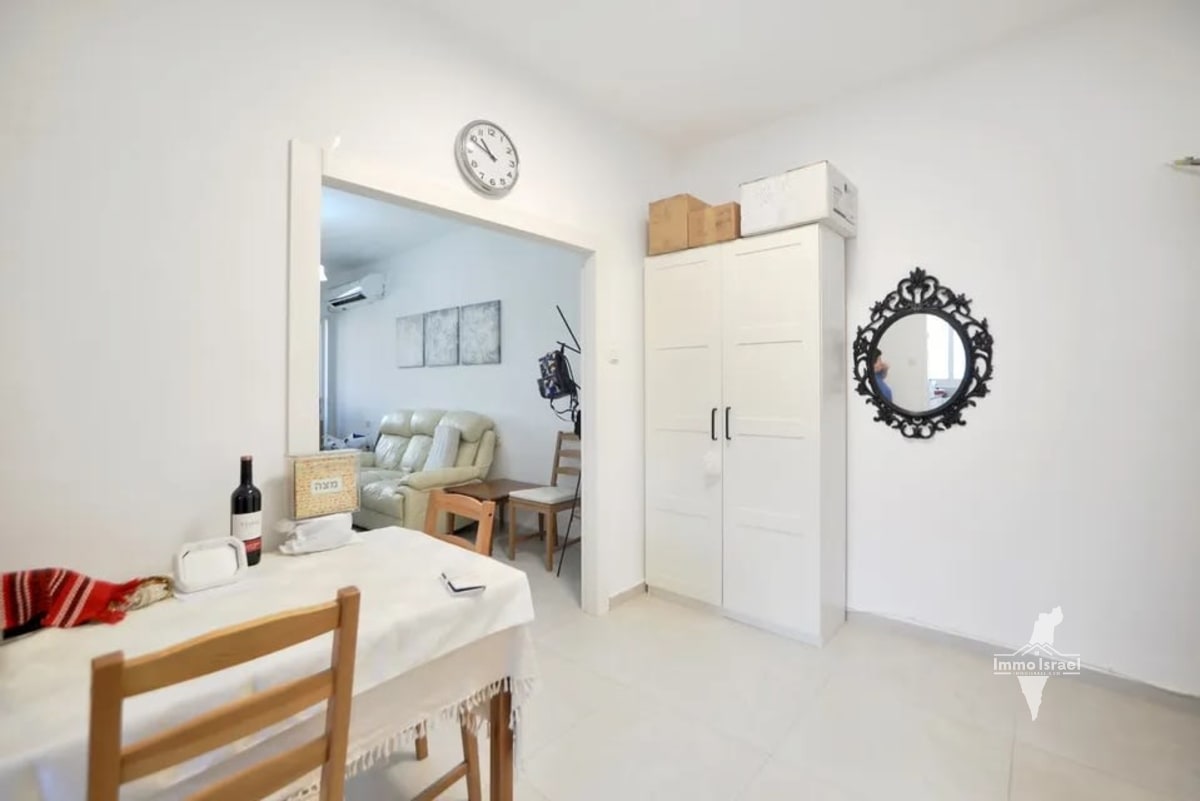 4-Room Apartment for Sale on Sderot HaMeginim, Haifa