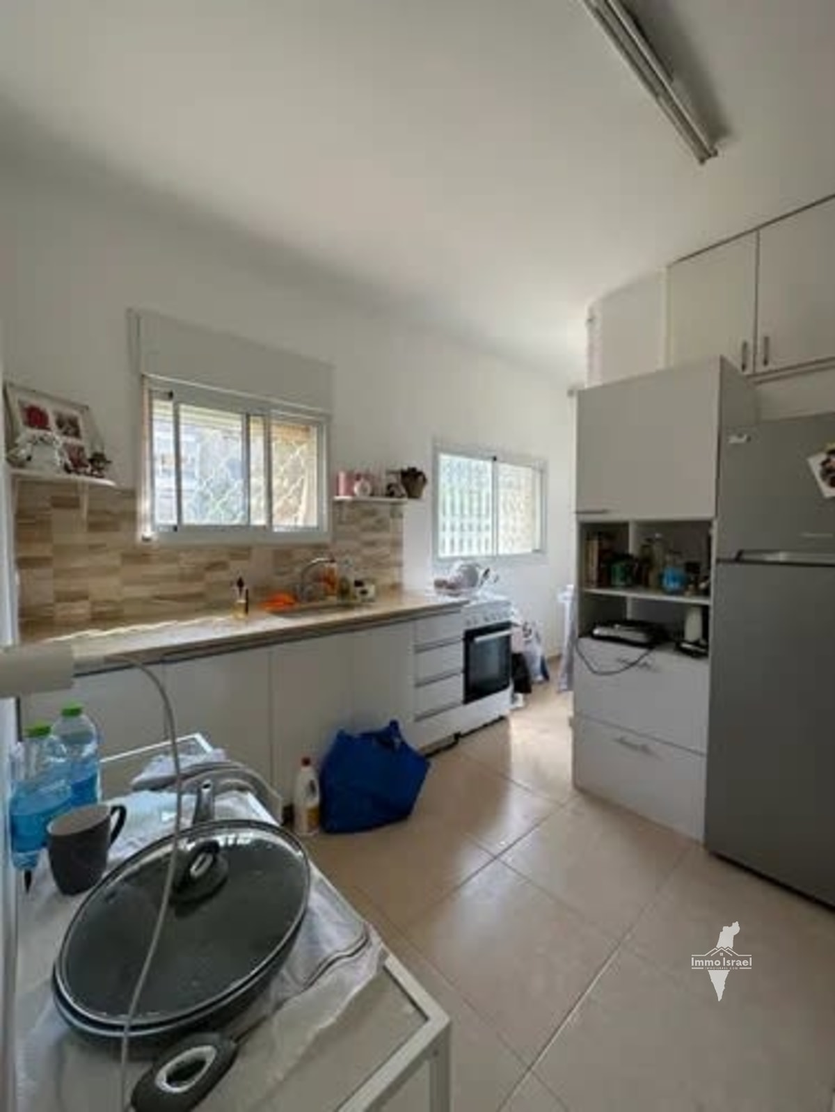 Appartement de 2.5 pièces dans un complexe de Pinuy Binuy à vendre sur la rue Avner, Haïfa