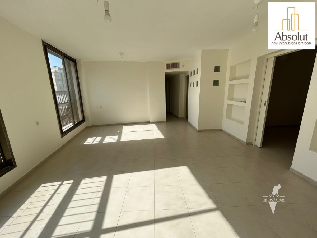 Квартира 4.5 комнаты на улице Бейт Цури, 14, Рамат Авив Гимель, Тель-Авив