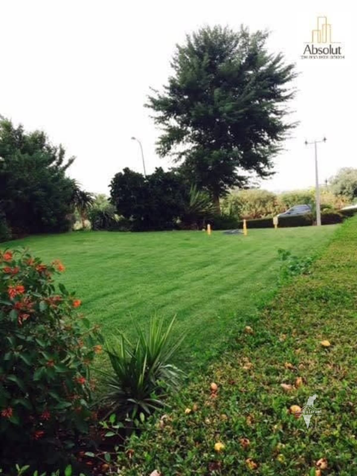 4.5-Room Apartment on Beit Tsuri Street 14, Ramat Aviv Gimel, Tel Aviv