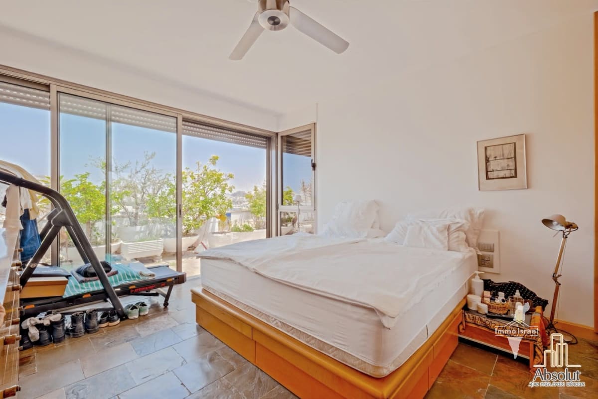 5-комнатный дуплекс на продажу на улице Бурла, Тель-Авив