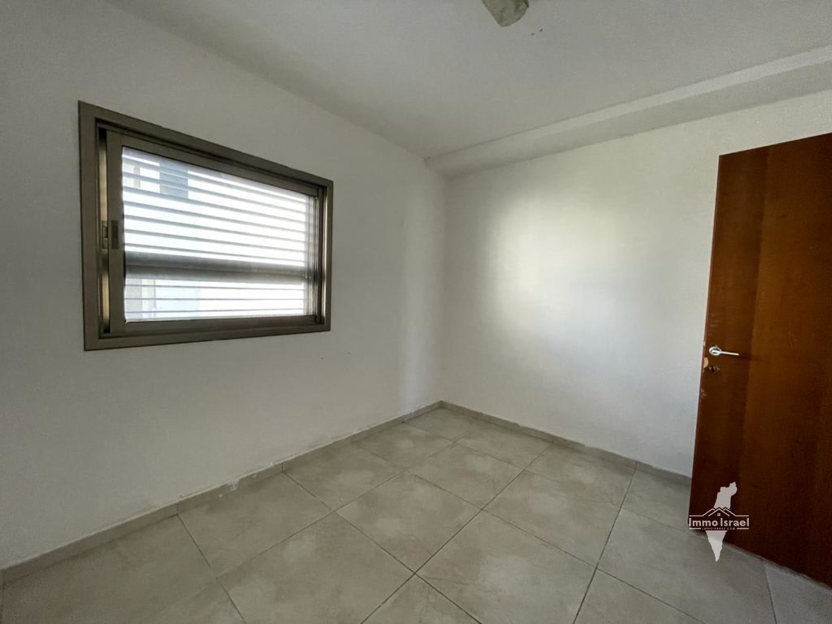 Сдается роскошная двухэтажная квартира в Ришон-ле-Ционе