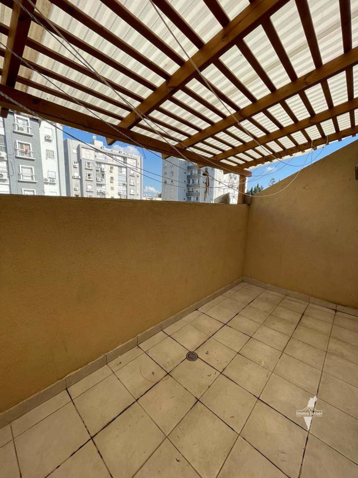 Сдается роскошная двухэтажная квартира в Ришон-ле-Ционе