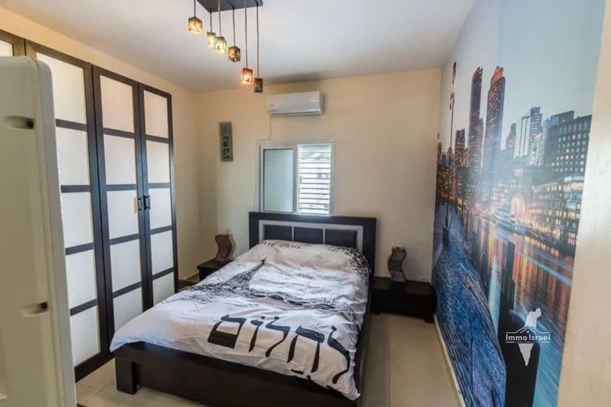 3-Room Penthouse (Pinui Binui) for Sale on Tsahal Street, Haifa