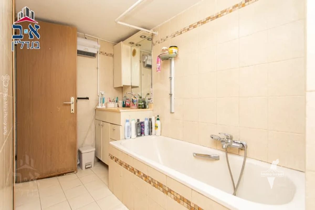 3.5-Room Apartment for Sale on HaTamar Street, Haifa