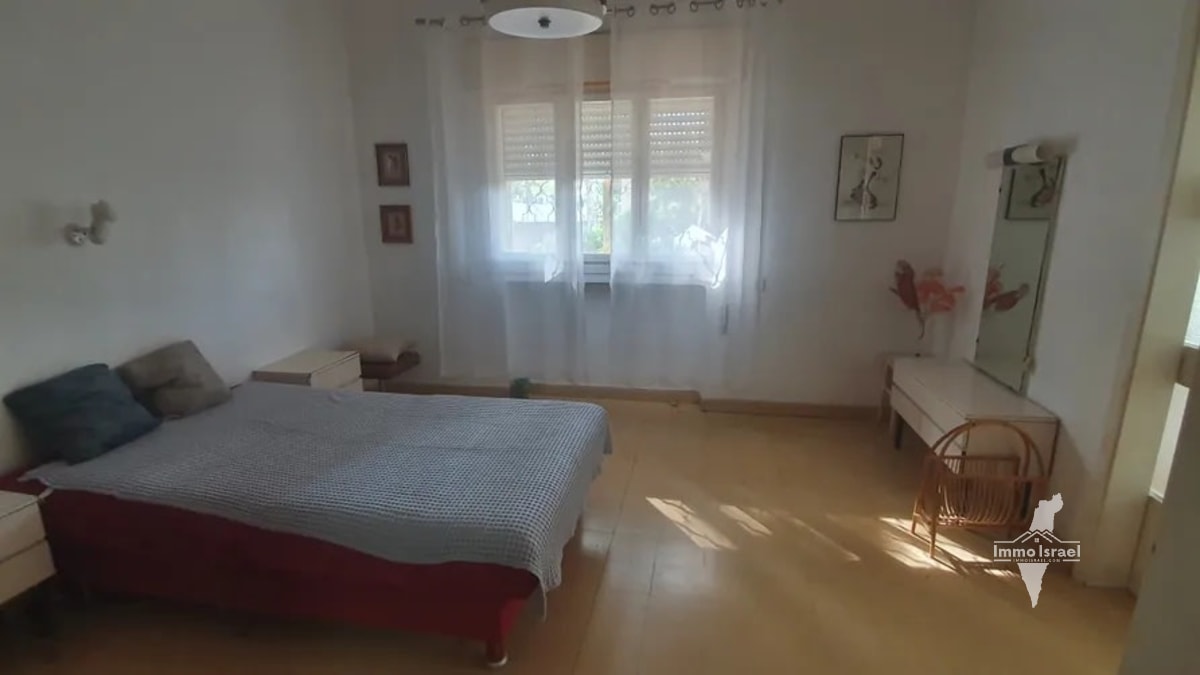 3-Room Apartment for Rent on HaYam Road, Carmel Center, Haifa