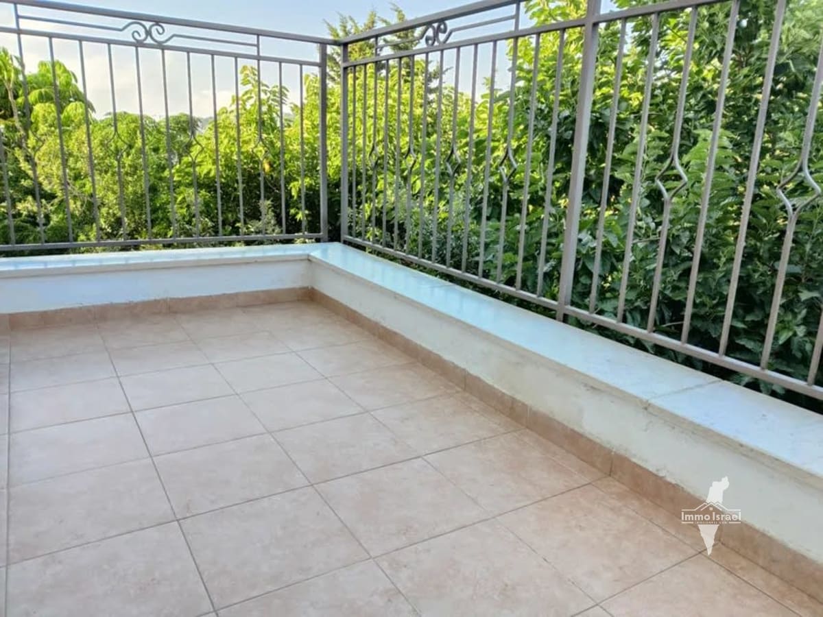 4-Room Apartment for Sale in Ahuza, Haifa