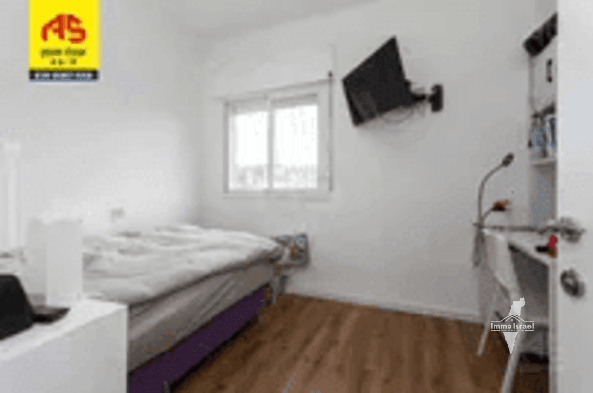 4-Room Apartment on Kabirim Street, Haifa