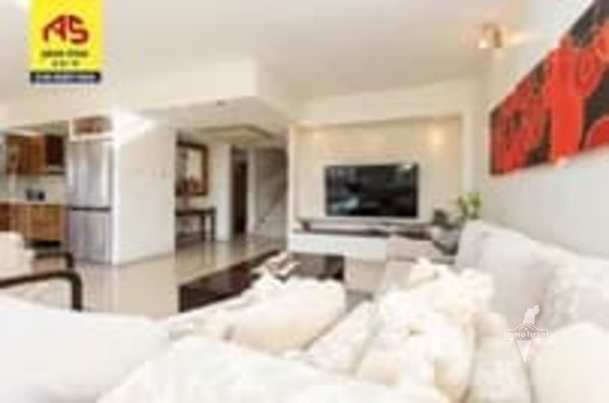 5-Room Penthouse for Sale on Nurit Street, Haifa