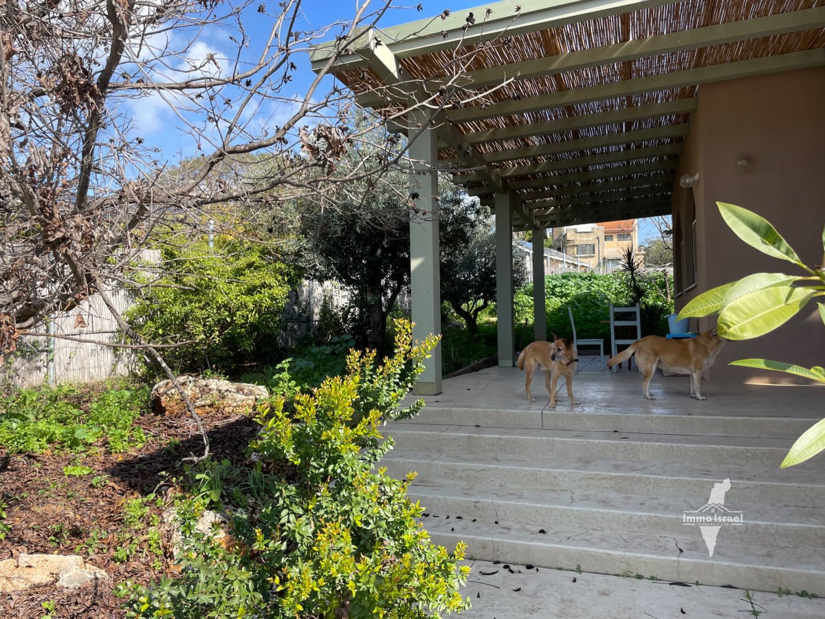 5-Room House for Rent on Khibat Tsiyon Street, Ramat Gan