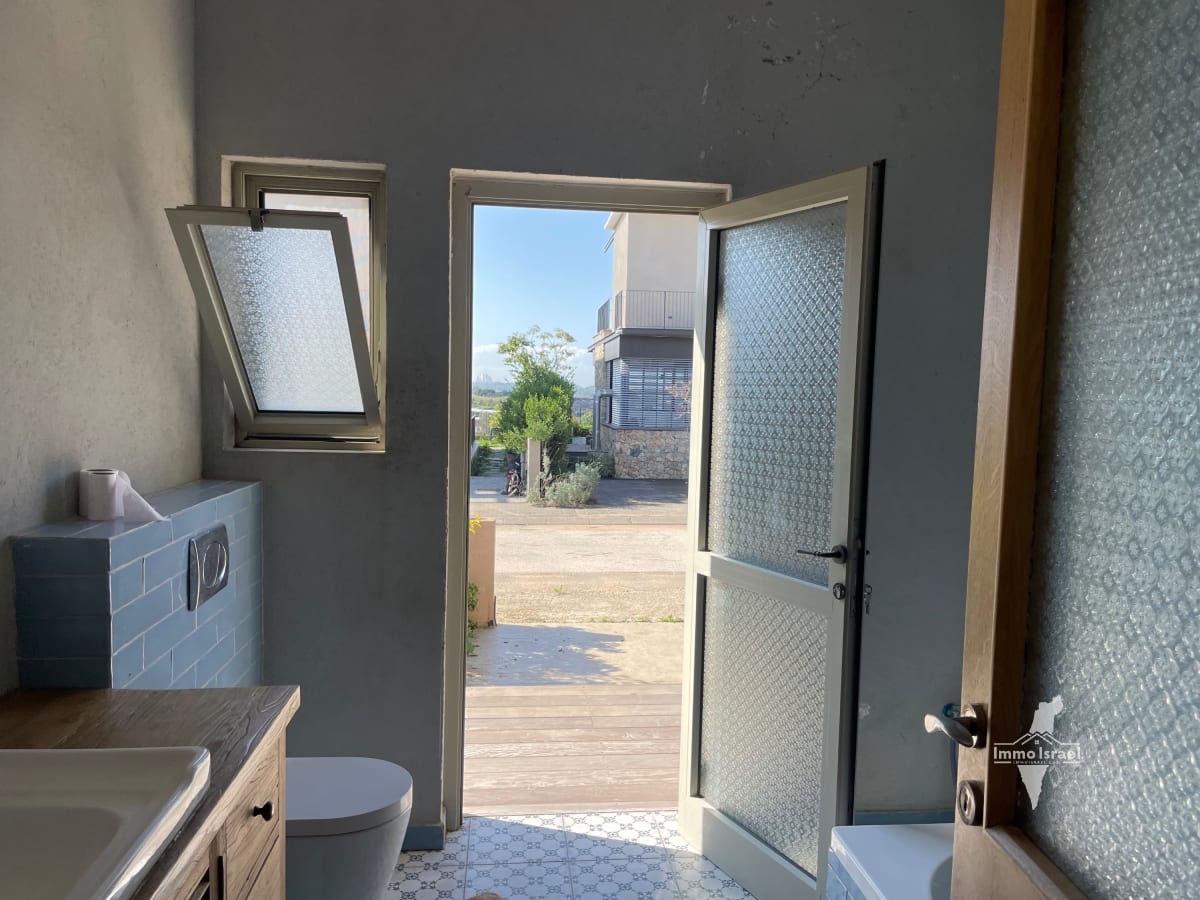 5-Room House for Rent on Khibat Tsiyon Street, Ramat Gan