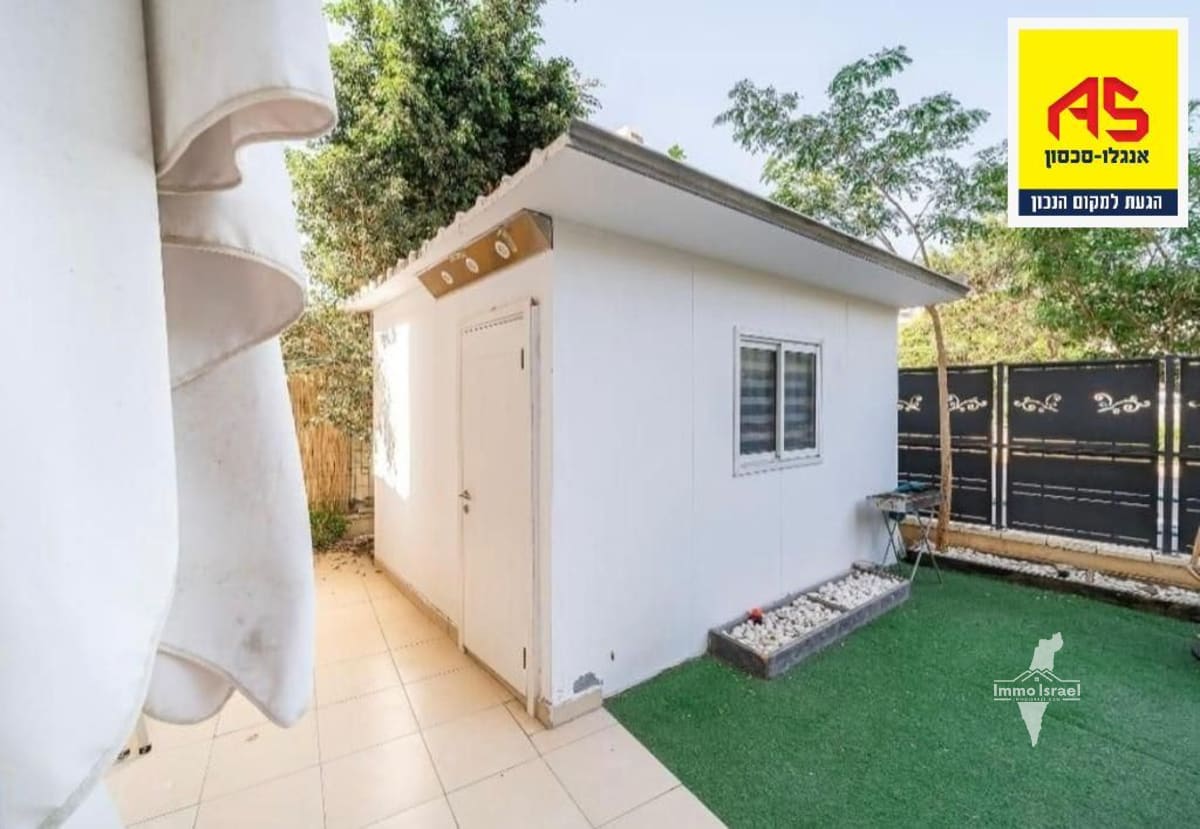 4-Room Garden Apartment for Sale in Neve Ilan Neighborhood, Ashkelon