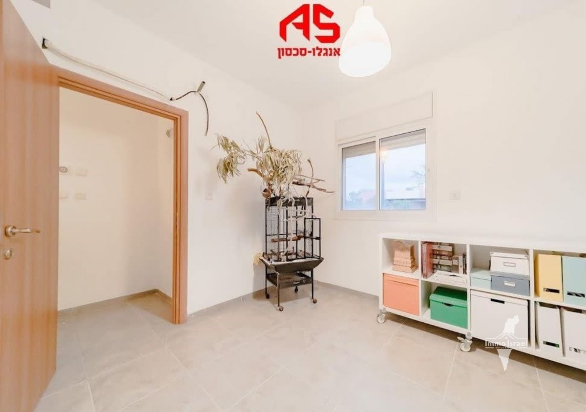 4-Room Cottage for Sale in Kibbutz Zikim