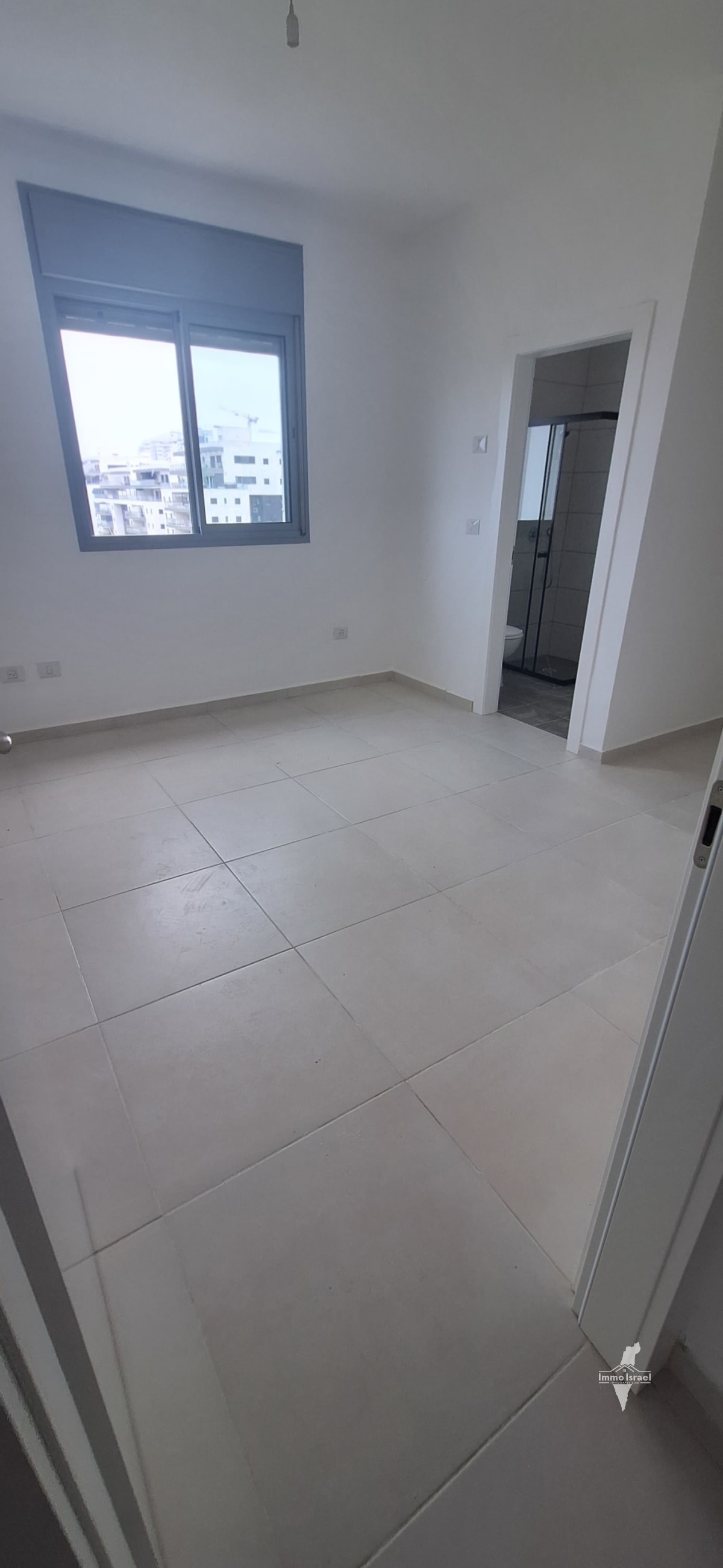 4-комнатная квартира в аренду на улице Дуриф, Ашкелон