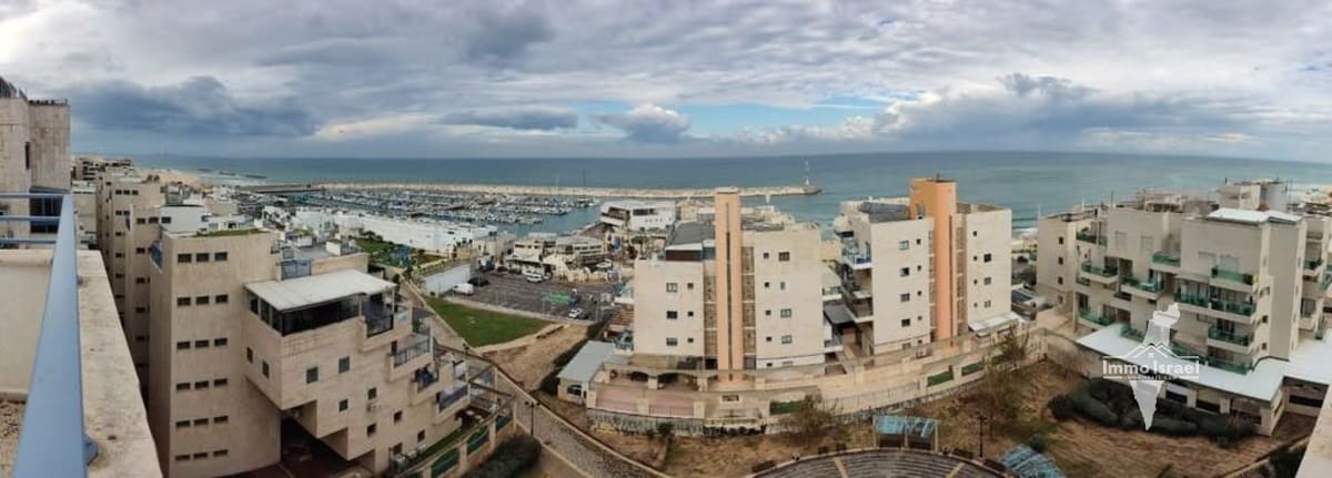 Appartement de 3 pièces à vendre avec vue sur la marina et la mer à Ashkelon