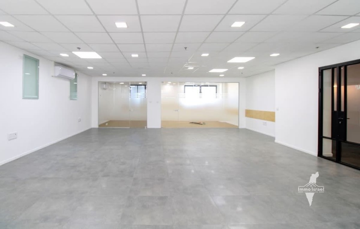 Bureaux 700 m² à louer dans un immeuble de bureaux à Sderot