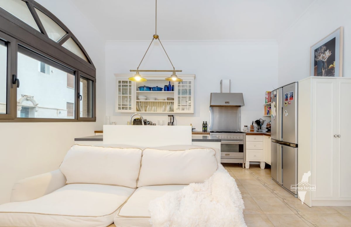 בית פרטי 6 חדרים למכירה ברחוב אבן סינא 27, יפו