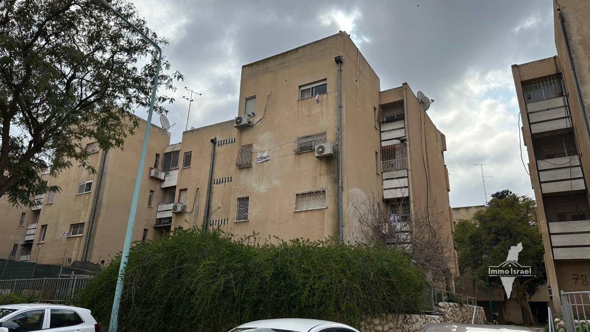 3-Room Apartment for Sale at 18 Rahvat Harel, Be'er Sheva