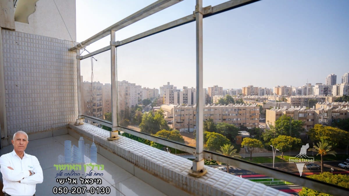 5-Room Apartment for Sale at 24 Bialik Street, Ashdod
