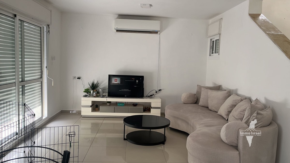 5-Room Duplex for Sale on Tze'elon Street, Ofakim