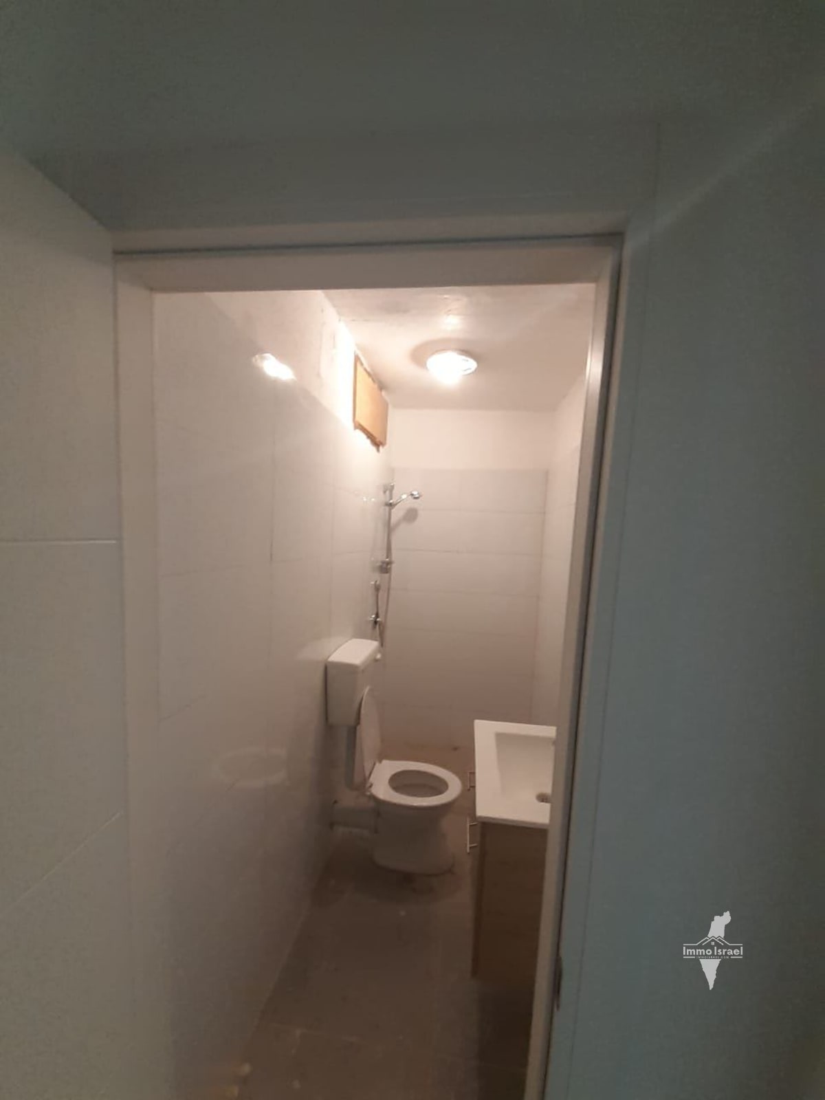 2-Room Apartment for Rent on Herzog Street, Ofakim