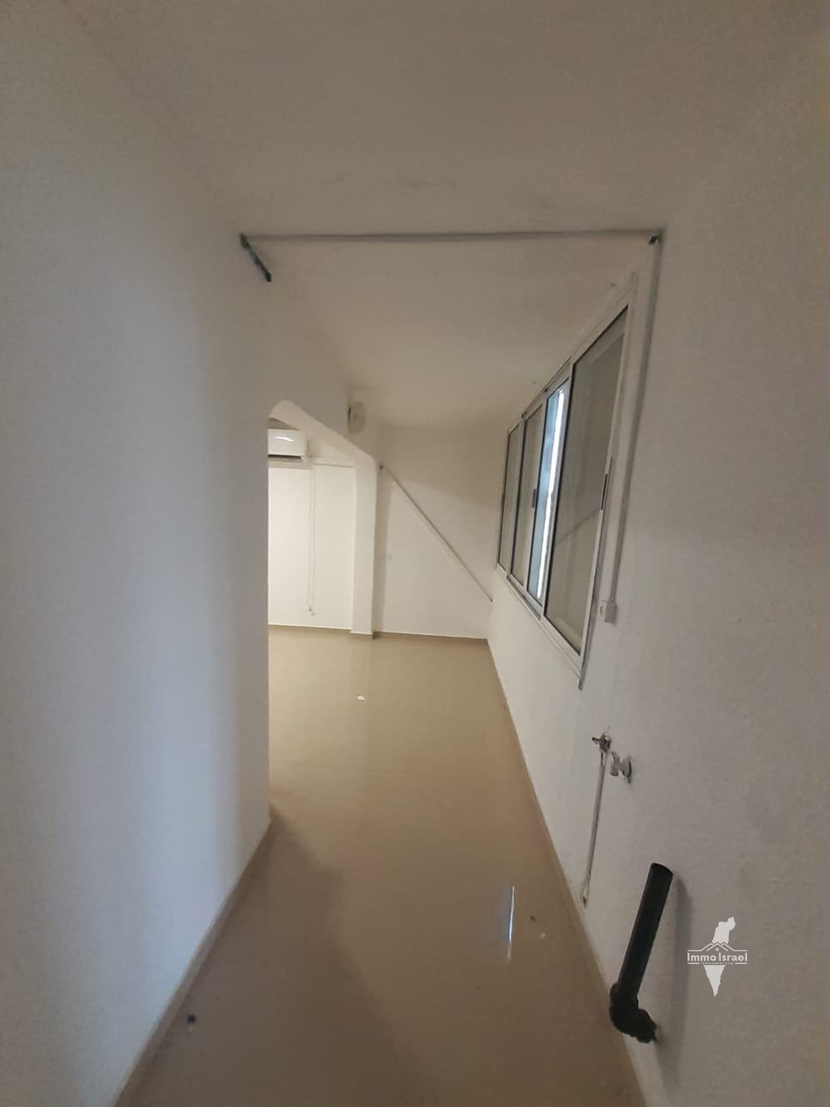 2-Room Apartment for Rent on Herzog Street, Ofakim