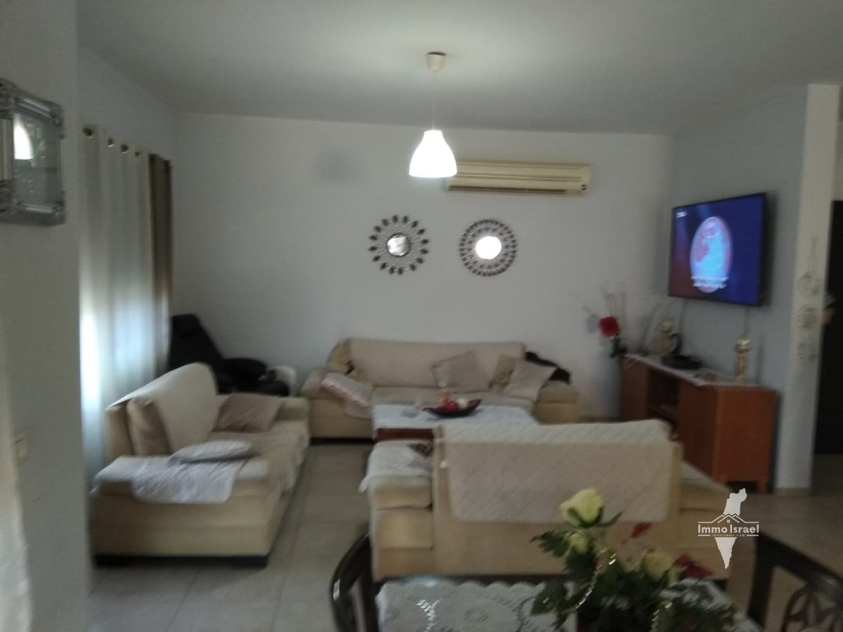 5-Room Villa for Sale in Moshav Nir Akiva