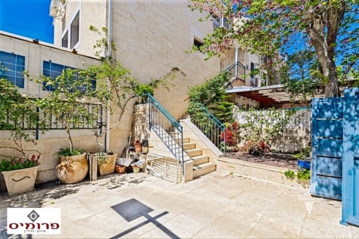 8-Room House for Sale on Anielewicz Street, Jerusalem
