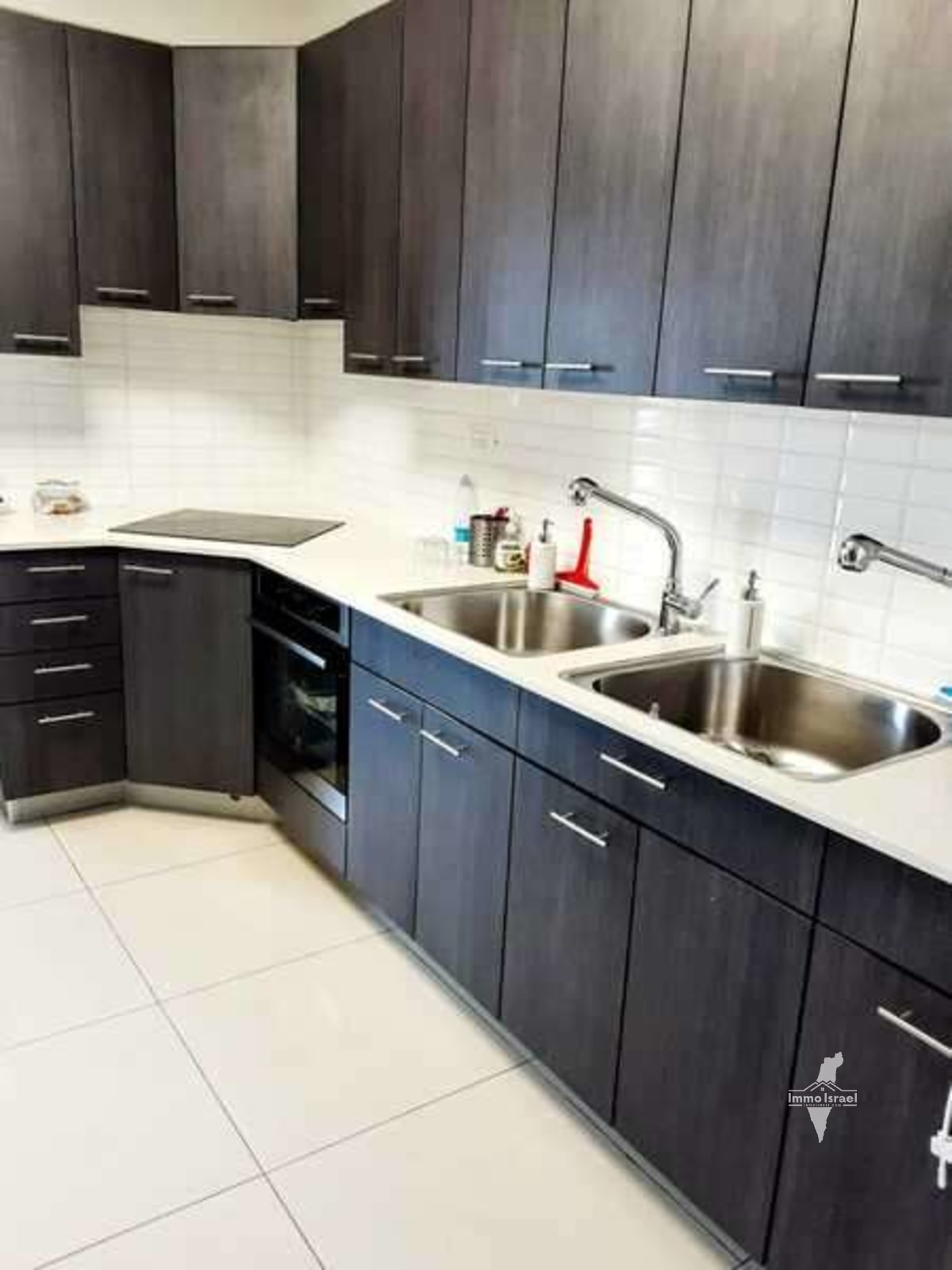 5-Room Apartment for Sale on Moshe Zilberg Street, Jerusalem