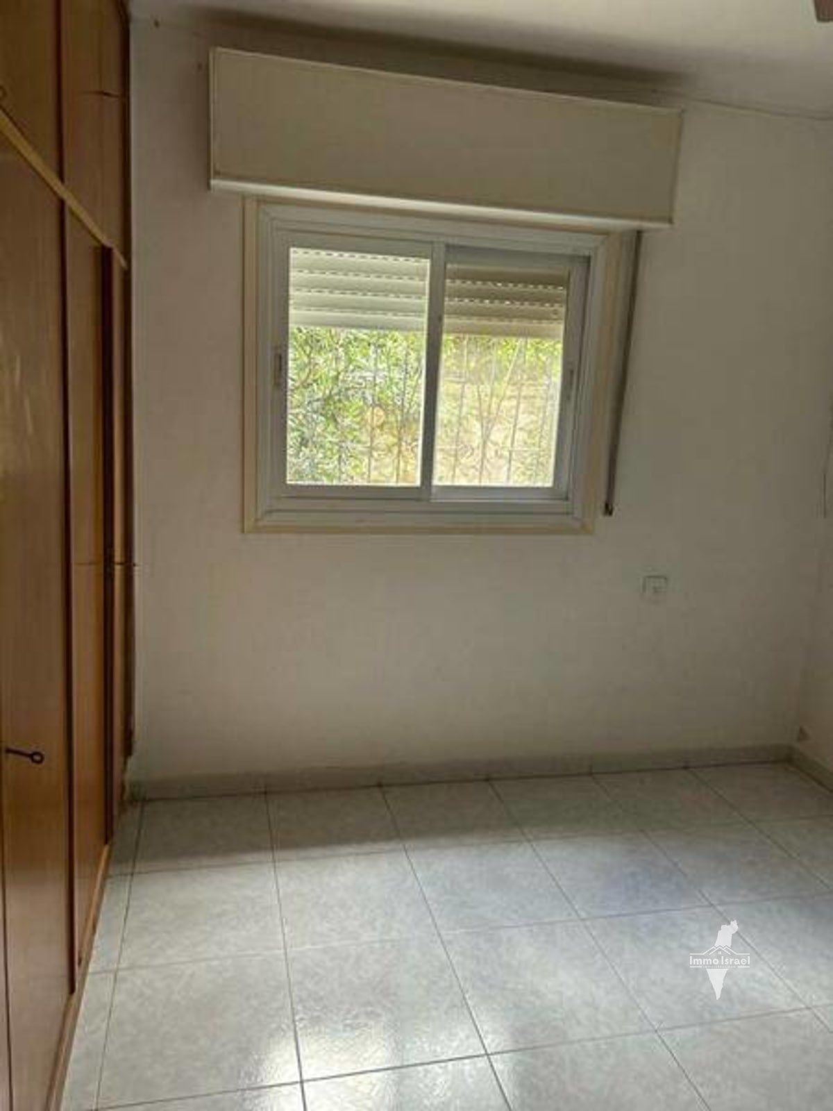 3.5-Room Apartment for Sale in Kiryat HaYovel, Jerusalem