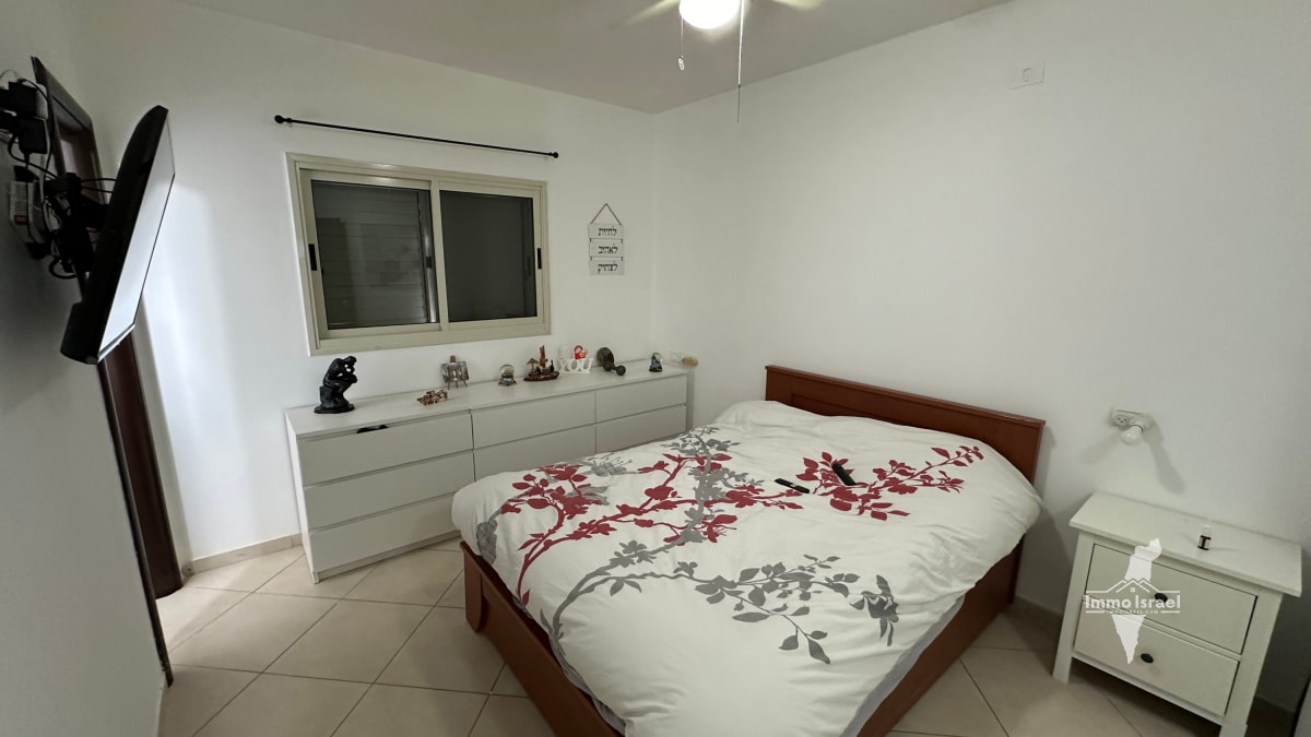 3-Room Apartment for Sale at 11 Gideon Hausner Street, Be'er Sheva