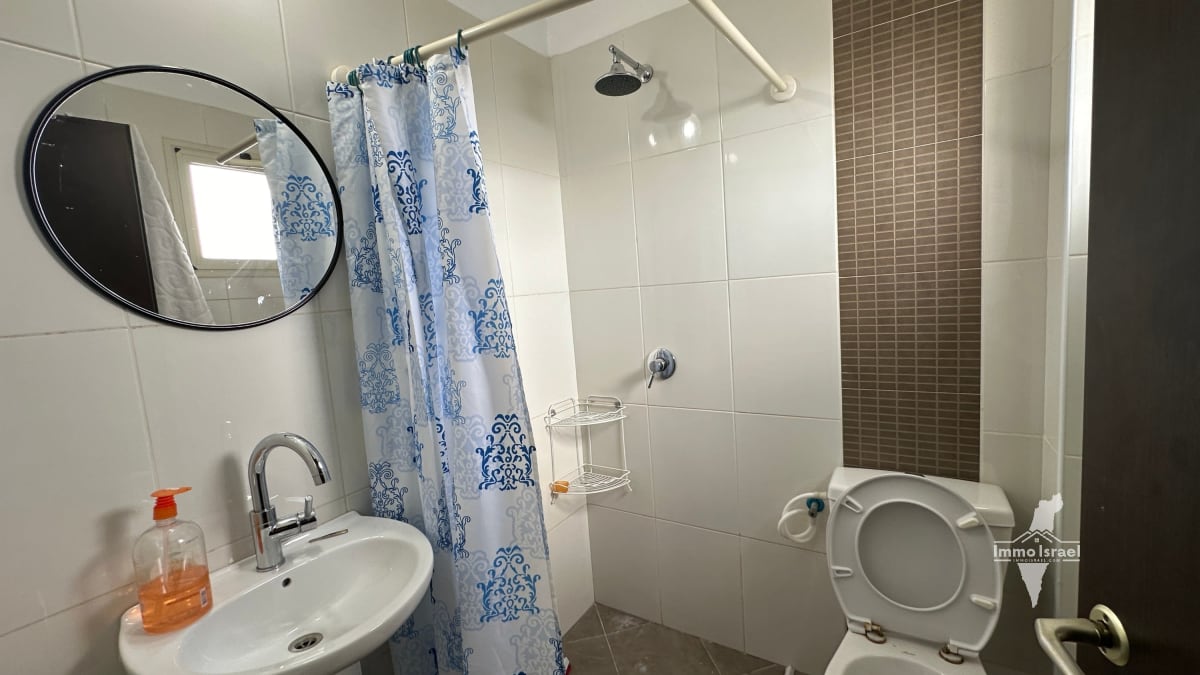 3-Room Apartment for Sale at 11 Gideon Hausner Street, Be'er Sheva