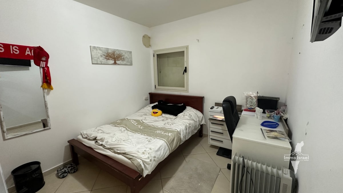 3-Room Apartment for Sale at 11 Gideon Hausner Street, Be'er Sheva