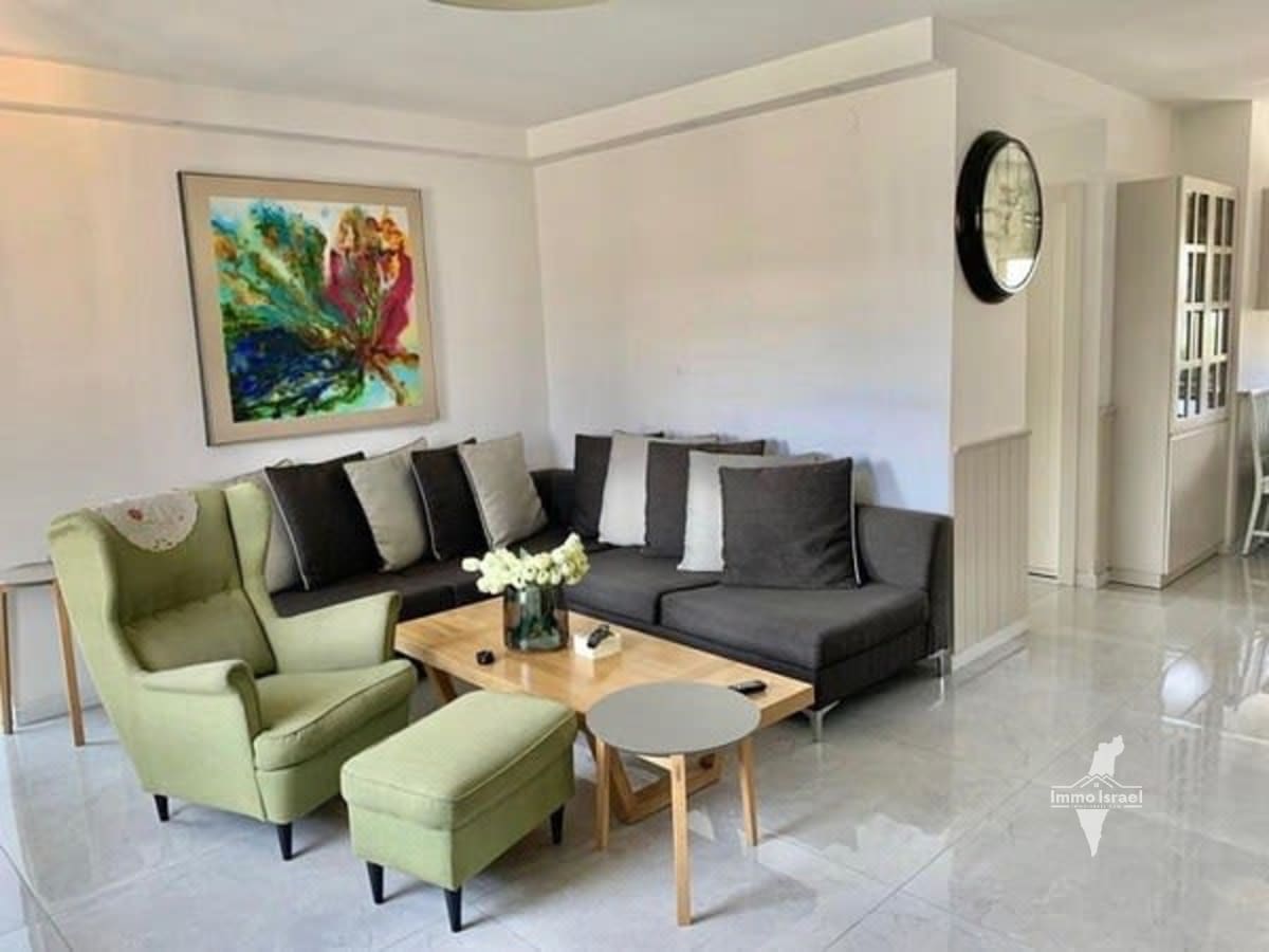 דירת 4.5 חדרים למכירה ברחוב הבנאי, ירושלים